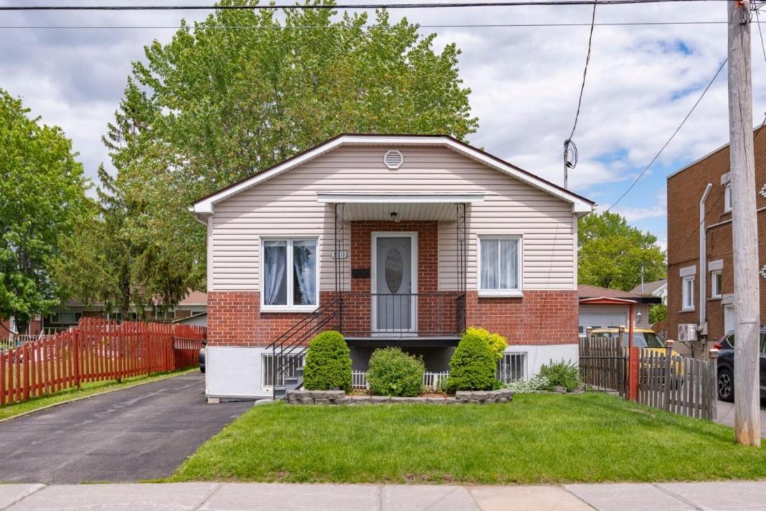 Le Milka II Villa Longueuil Luaran gambar